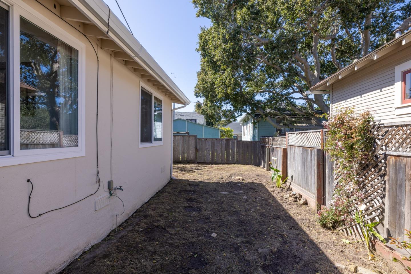 Detail Gallery Image 35 of 47 For 134 3rd St, Pacific Grove,  CA 93950 - 2 Beds | 1 Baths
