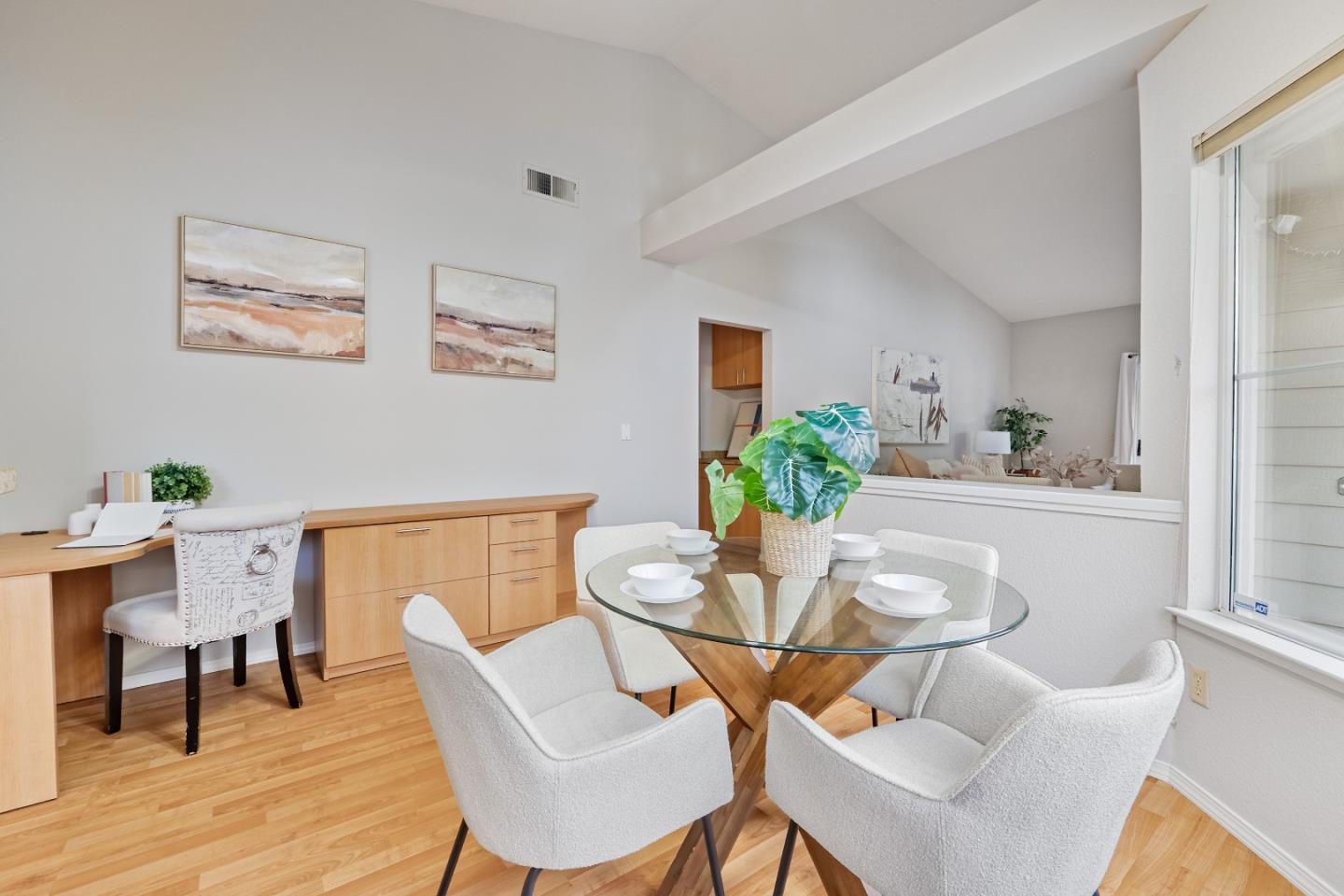 Detail Gallery Image 10 of 36 For 1562 Fairway Green Cir, San Jose,  CA 95131 - 2 Beds | 2 Baths