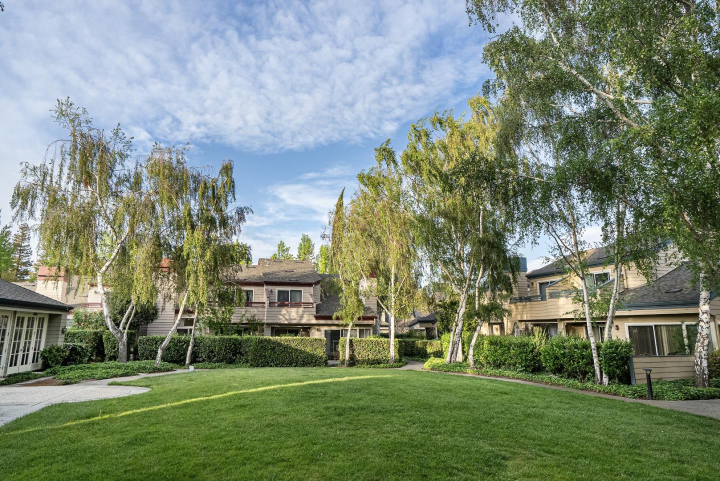 Detail Gallery Image 29 of 36 For 1562 Fairway Green Cir, San Jose,  CA 95131 - 2 Beds | 2 Baths
