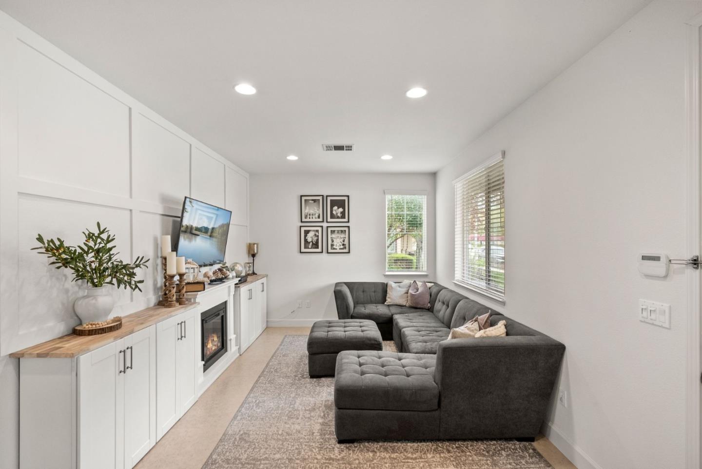 Detail Gallery Image 3 of 39 For 462 E Main Ave, Morgan Hill,  CA 95037 - 4 Beds | 2/1 Baths