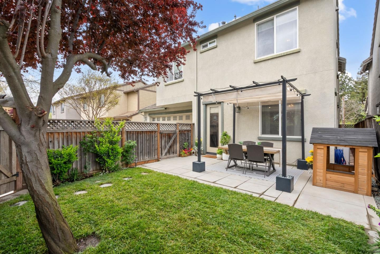 Detail Gallery Image 32 of 39 For 462 E Main Ave, Morgan Hill,  CA 95037 - 4 Beds | 2/1 Baths