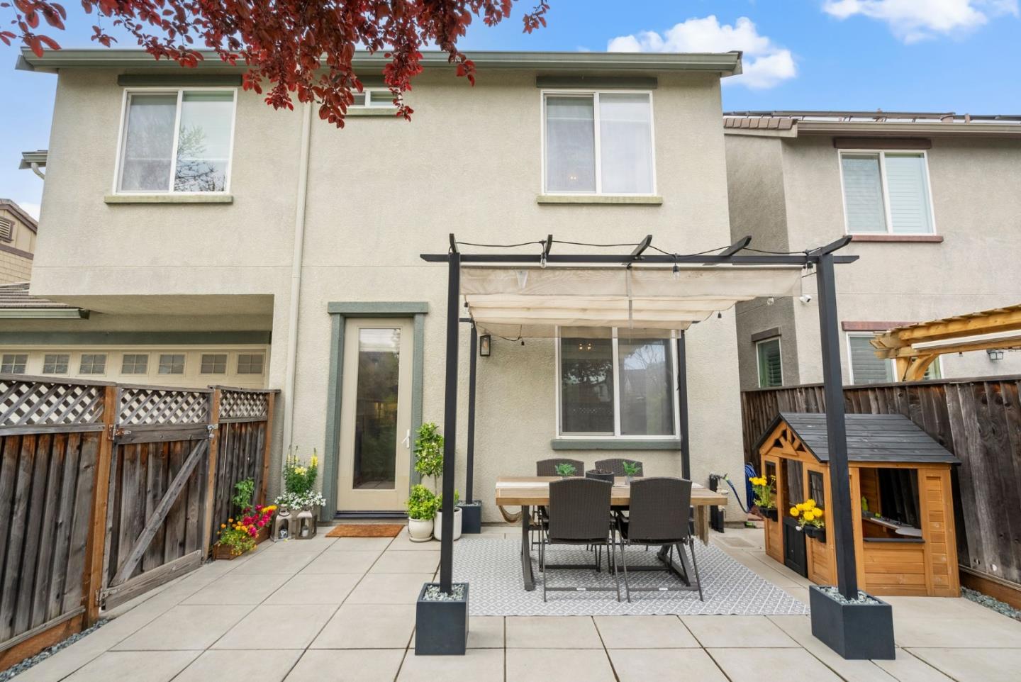 Detail Gallery Image 33 of 39 For 462 E Main Ave, Morgan Hill,  CA 95037 - 4 Beds | 2/1 Baths