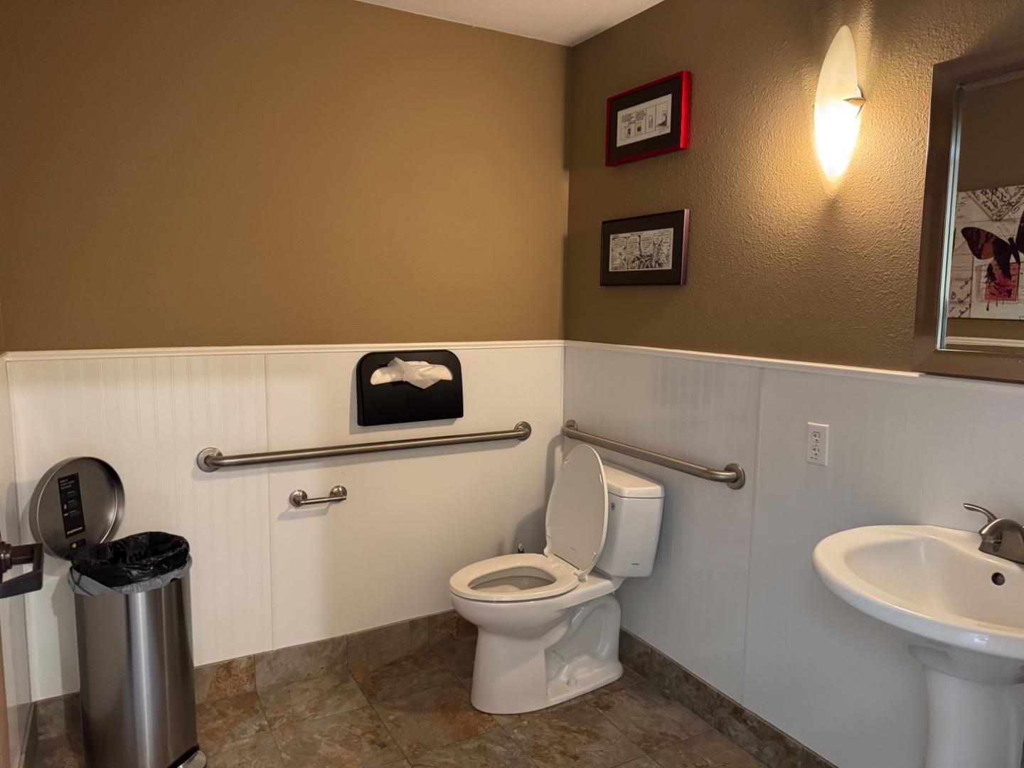 Detail Gallery Image 14 of 15 For 111 Cooper St, Santa Cruz,  CA 95060 - – Beds | – Baths