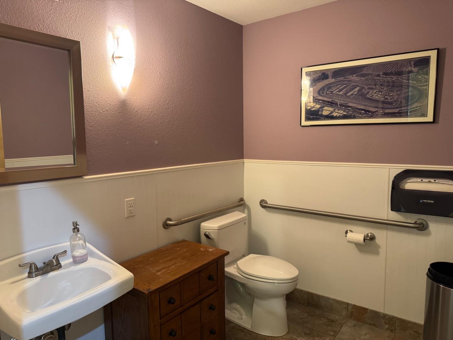 Detail Gallery Image 15 of 15 For 111 Cooper St, Santa Cruz,  CA 95060 - – Beds | – Baths