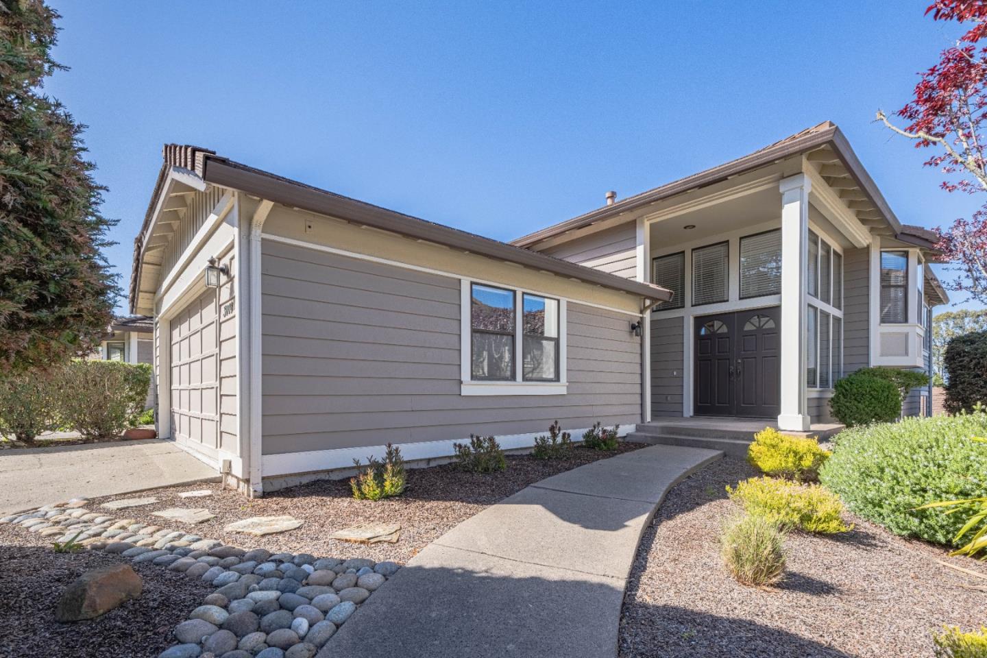 Detail Gallery Image 1 of 36 For 3008 Ransford Cir, Pacific Grove,  CA 93950 - 3 Beds | 3 Baths