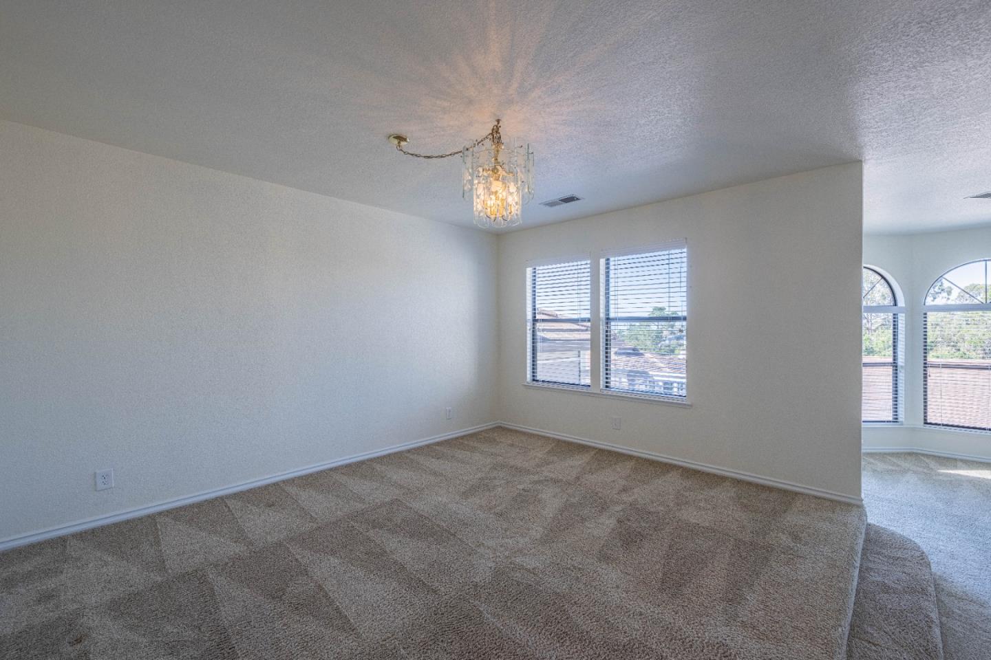 Detail Gallery Image 11 of 36 For 3008 Ransford Cir, Pacific Grove,  CA 93950 - 3 Beds | 3 Baths