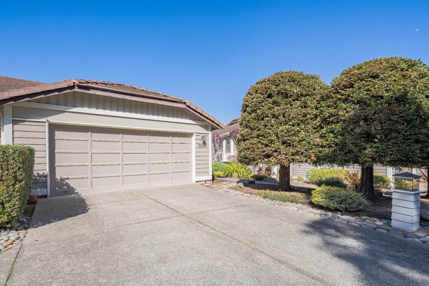 Detail Gallery Image 35 of 36 For 3008 Ransford Cir, Pacific Grove,  CA 93950 - 3 Beds | 3 Baths