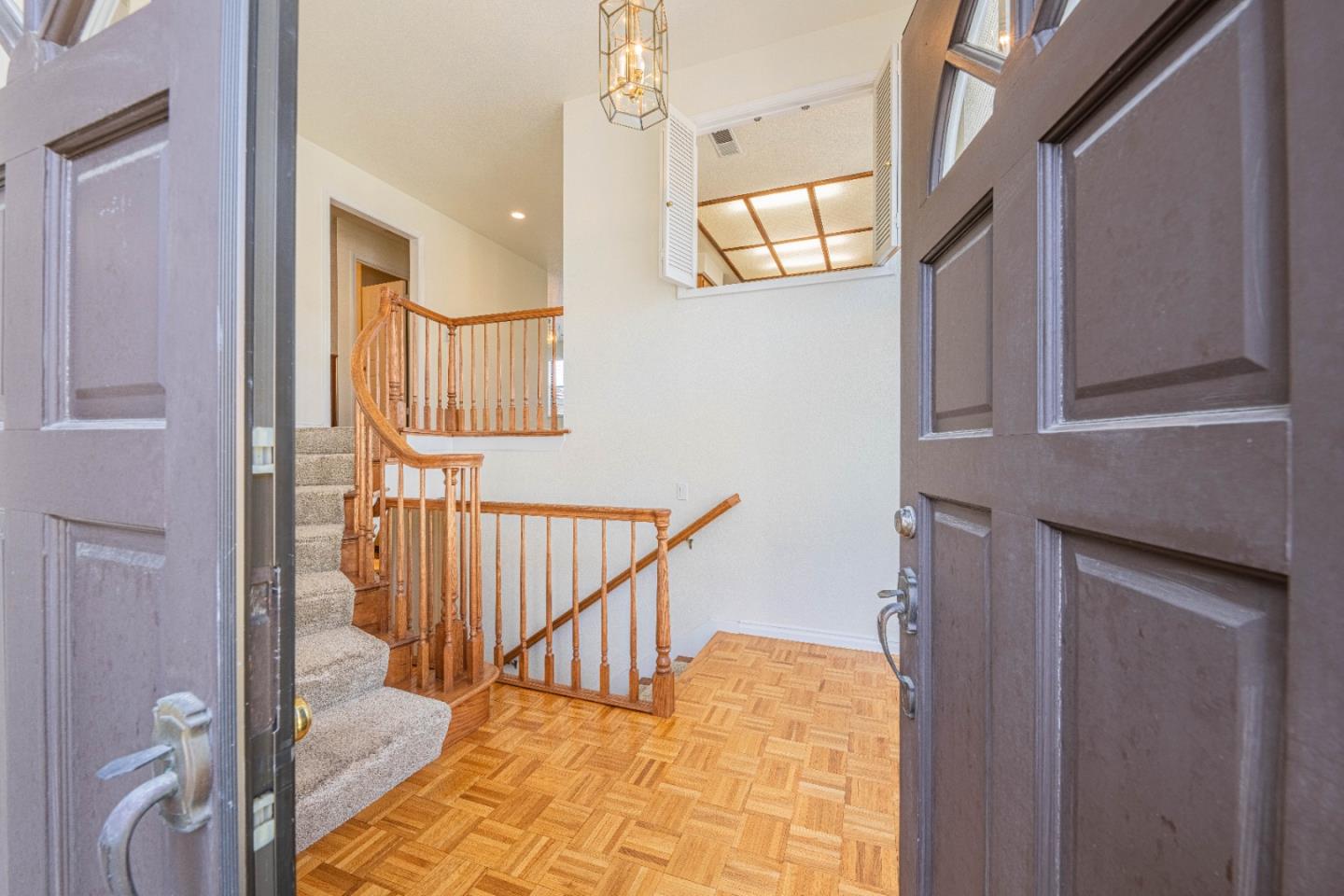 Detail Gallery Image 5 of 36 For 3008 Ransford Cir, Pacific Grove,  CA 93950 - 3 Beds | 3 Baths