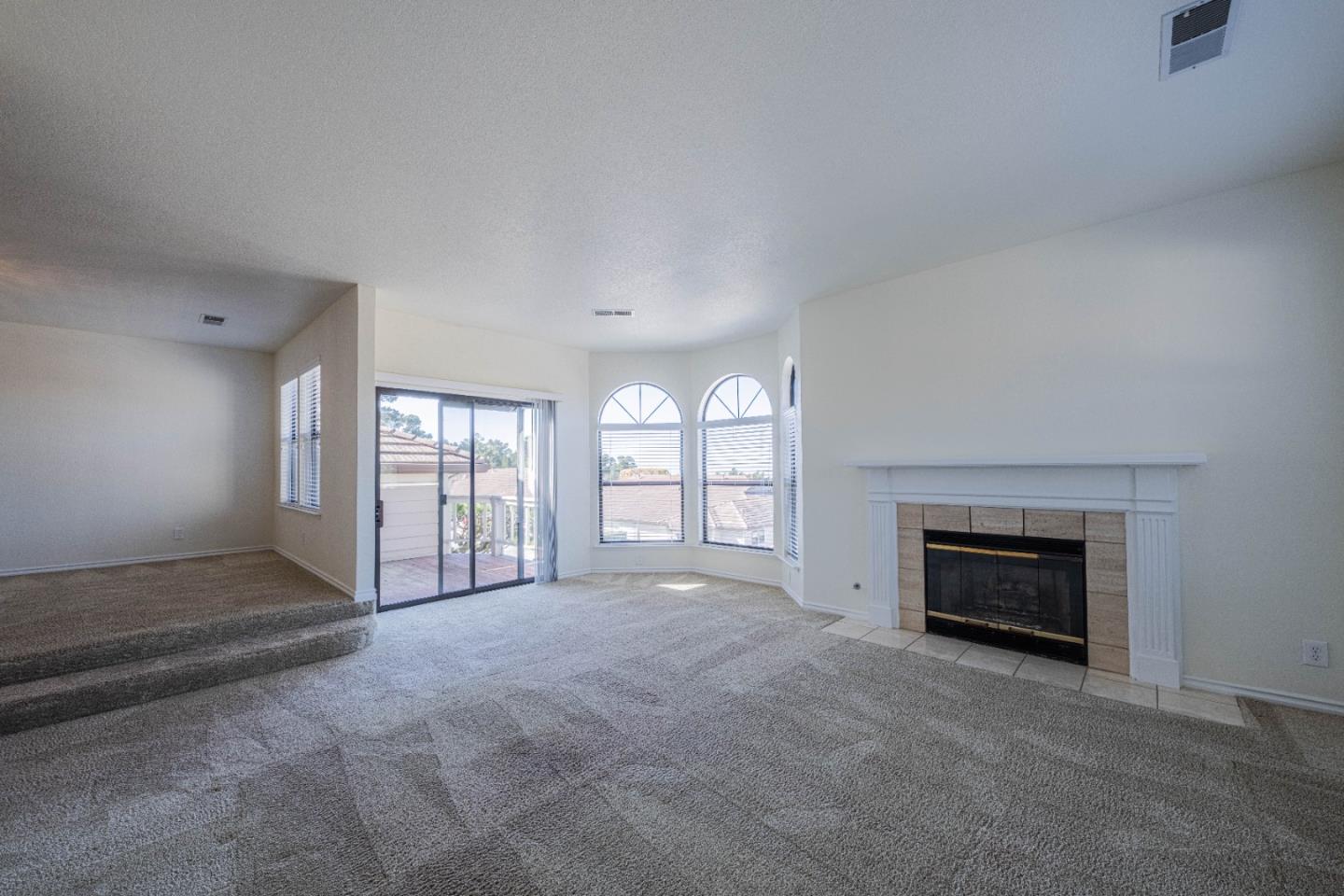 Detail Gallery Image 8 of 36 For 3008 Ransford Cir, Pacific Grove,  CA 93950 - 3 Beds | 3 Baths