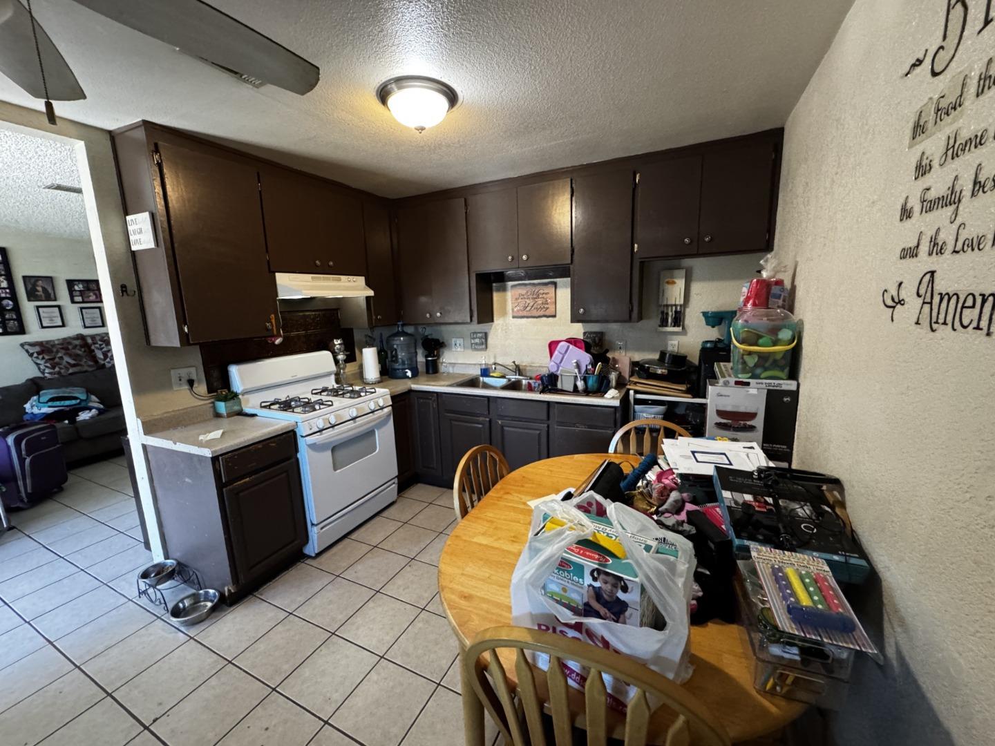 Detail Gallery Image 15 of 24 For 2915 Pixie Dr, Stockton,  CA 95203 - – Beds | – Baths