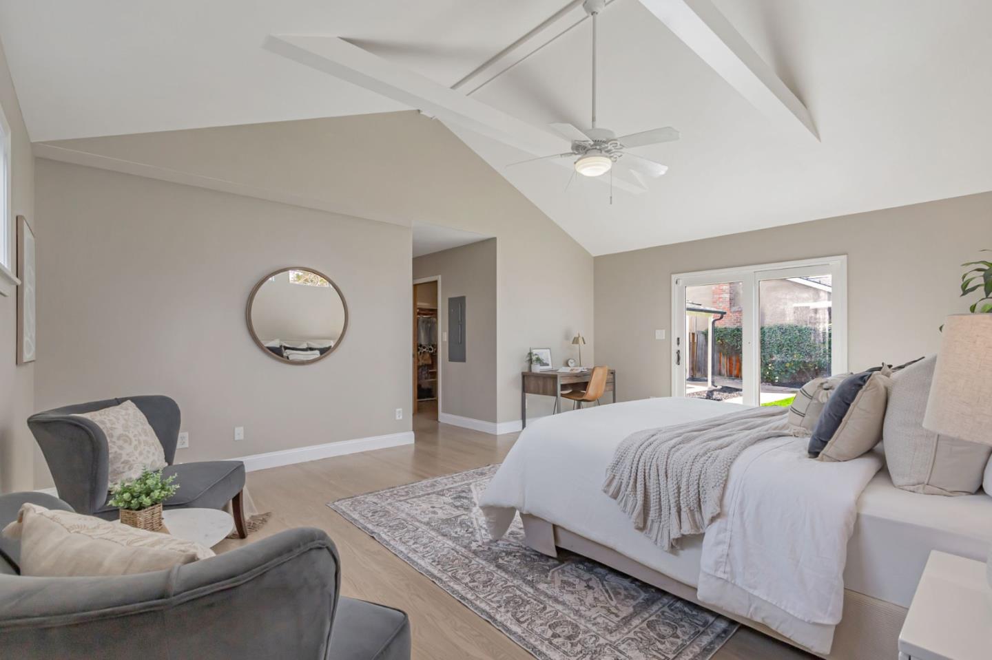 Detail Gallery Image 24 of 41 For 1453 Cherrydale Dr, San Jose,  CA 95125 - 4 Beds | 2 Baths