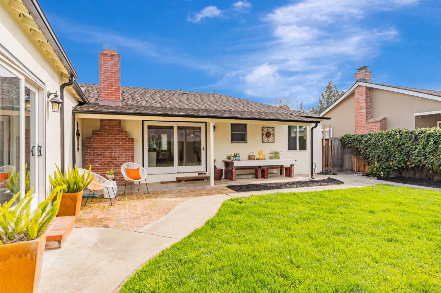 Detail Gallery Image 32 of 41 For 1453 Cherrydale Dr, San Jose,  CA 95125 - 4 Beds | 2 Baths