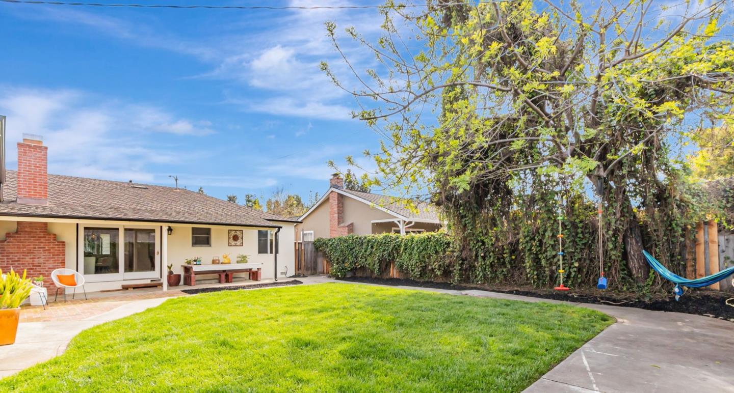 Detail Gallery Image 33 of 41 For 1453 Cherrydale Dr, San Jose,  CA 95125 - 4 Beds | 2 Baths