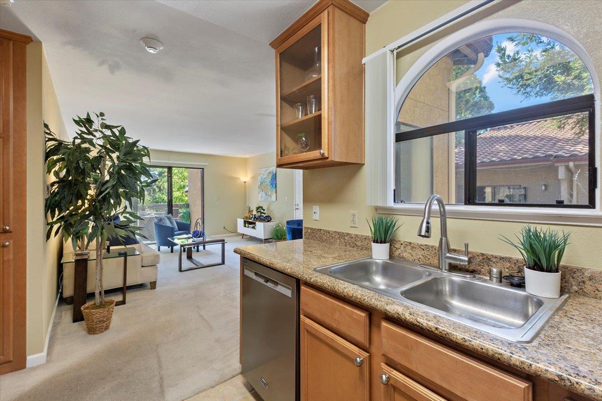 Detail Gallery Image 11 of 21 For 2250 Monroe St #228,  Santa Clara,  CA 95050 - 1 Beds | 1 Baths