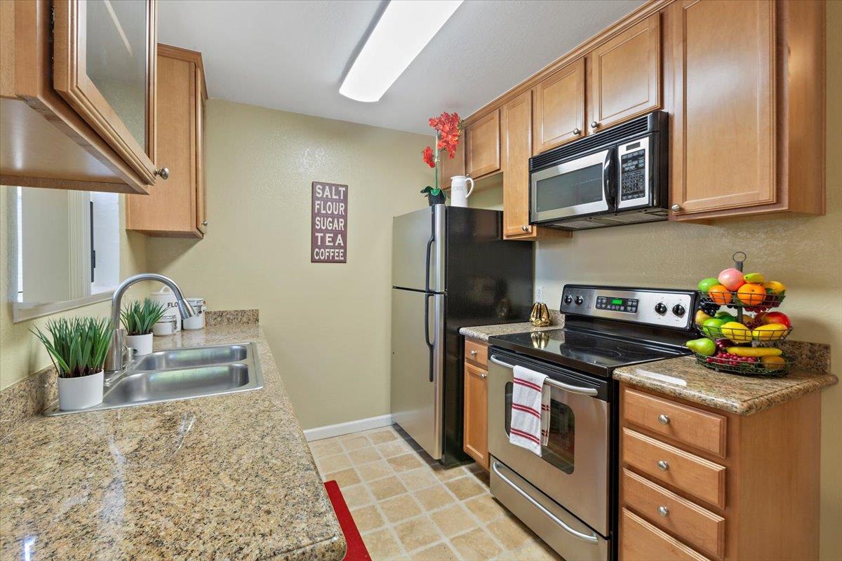 Detail Gallery Image 9 of 21 For 2250 Monroe St #228,  Santa Clara,  CA 95050 - 1 Beds | 1 Baths