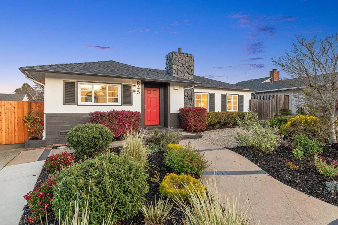 Detail Gallery Image 2 of 45 For 845 Pinon Ave, Millbrae,  CA 94030 - 3 Beds | 2 Baths