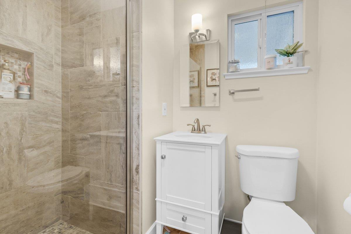 Detail Gallery Image 7 of 11 For 505 Clubhouse Dr, Aptos,  CA 95003 - 3 Beds | 2 Baths