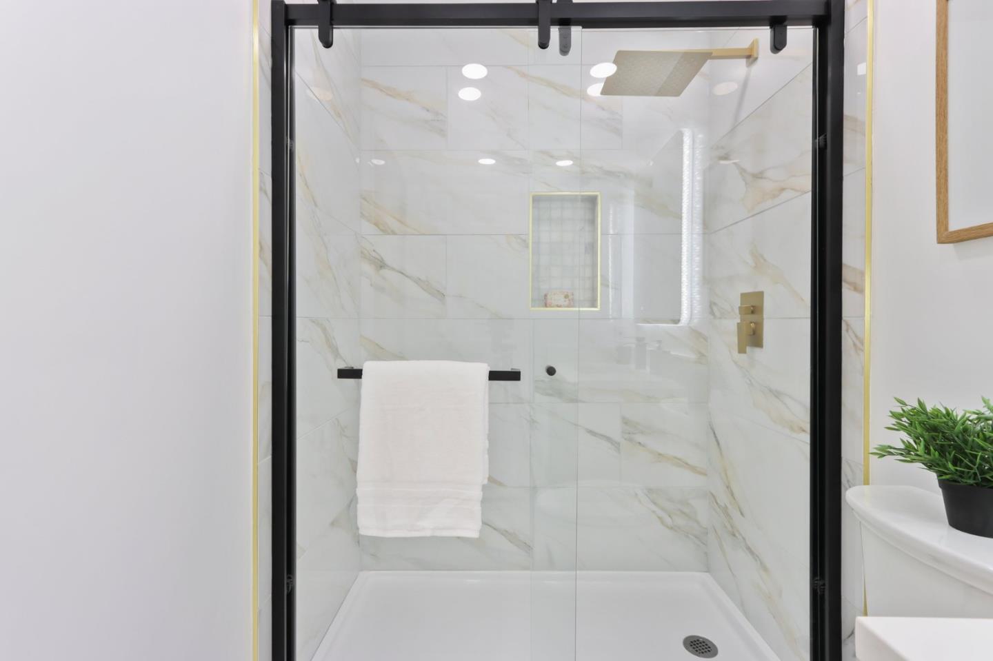 Detail Gallery Image 36 of 64 For 270 Enriquez Ct, Milpitas,  CA 95035 - 4 Beds | 2 Baths