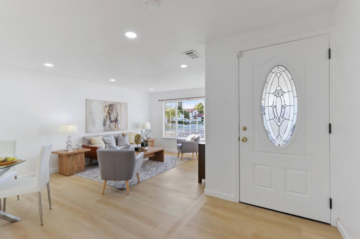 Detail Gallery Image 6 of 64 For 270 Enriquez Ct, Milpitas,  CA 95035 - 4 Beds | 2 Baths