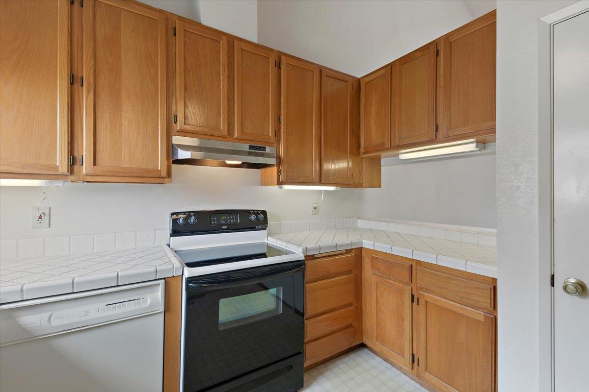 Detail Gallery Image 4 of 27 For 111 Bean Creek Rd #174,  Scotts Valley,  CA 95066 - 2 Beds | 2 Baths