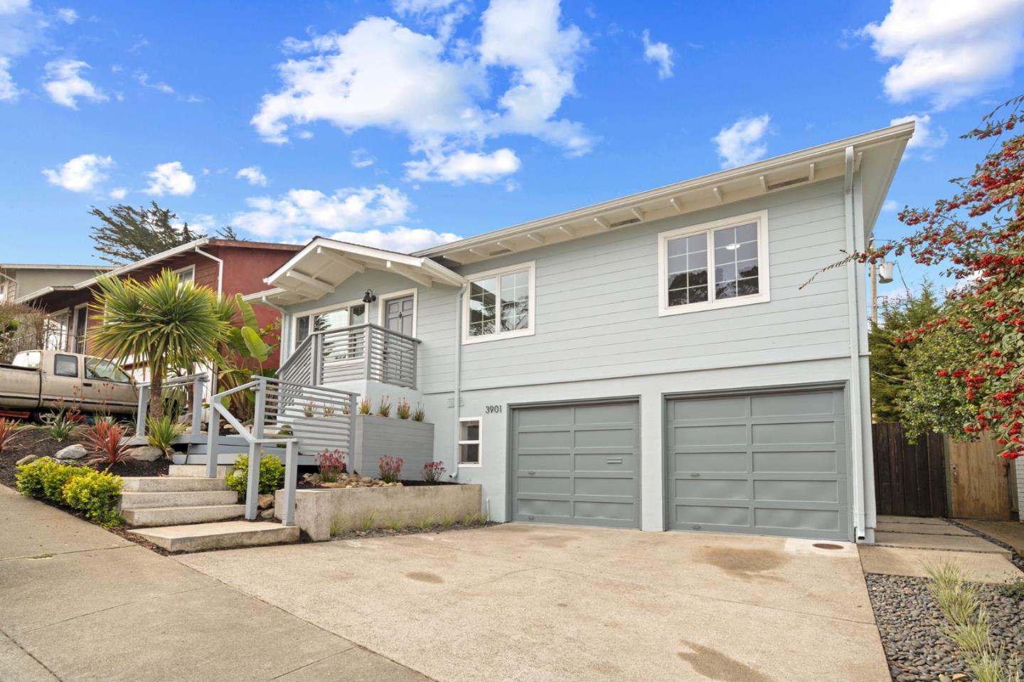 Detail Gallery Image 2 of 31 For 3901 Coronado Way, San Bruno,  CA 94066 - 4 Beds | 3 Baths