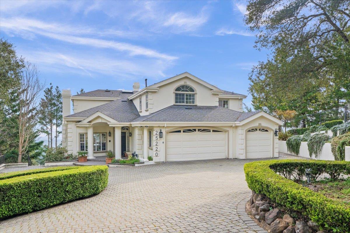 Detail Gallery Image 2 of 53 For 25220 Quail Ridge Rd, Los Gatos,  CA 95033 - 5 Beds | 3/1 Baths
