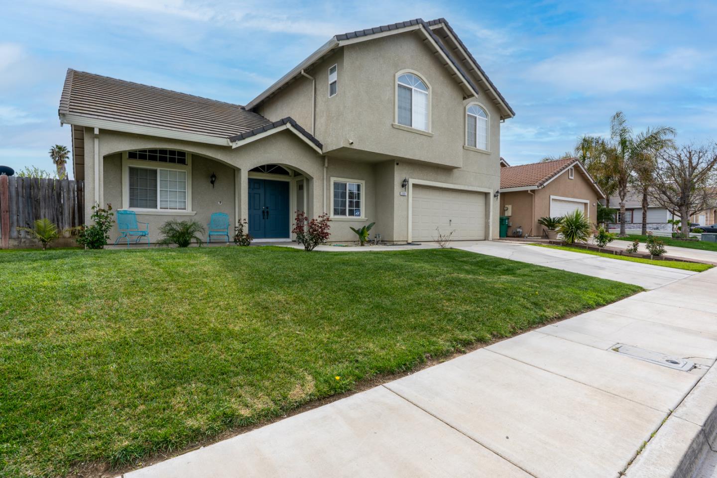 Detail Gallery Image 2 of 42 For 2231 Racquet Club Dr, Los Banos,  CA 93635 - 4 Beds | 3 Baths
