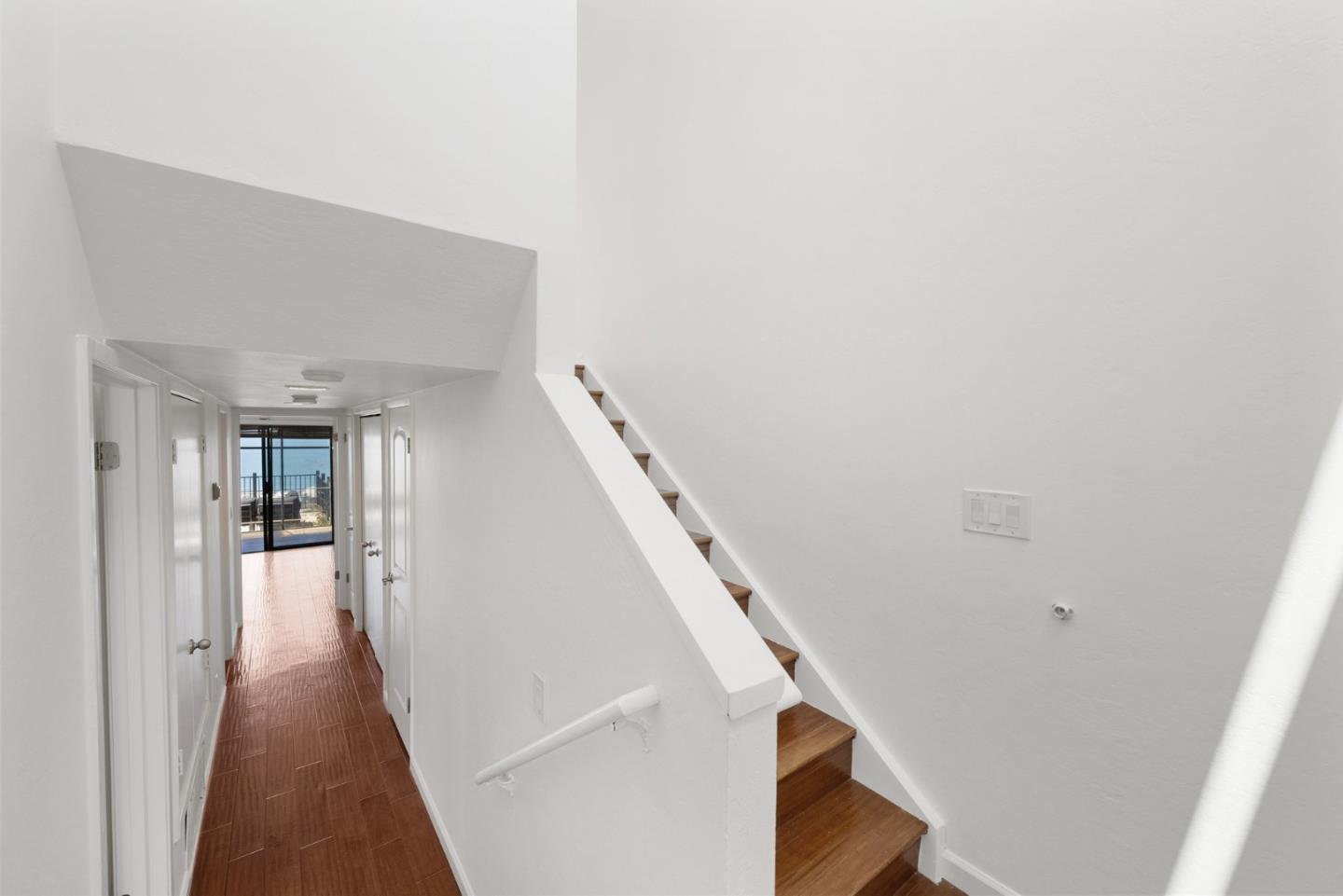 Detail Gallery Image 11 of 38 For 278 Beachview Ave #24,  Pacifica,  CA 94044 - 2 Beds | 2/1 Baths