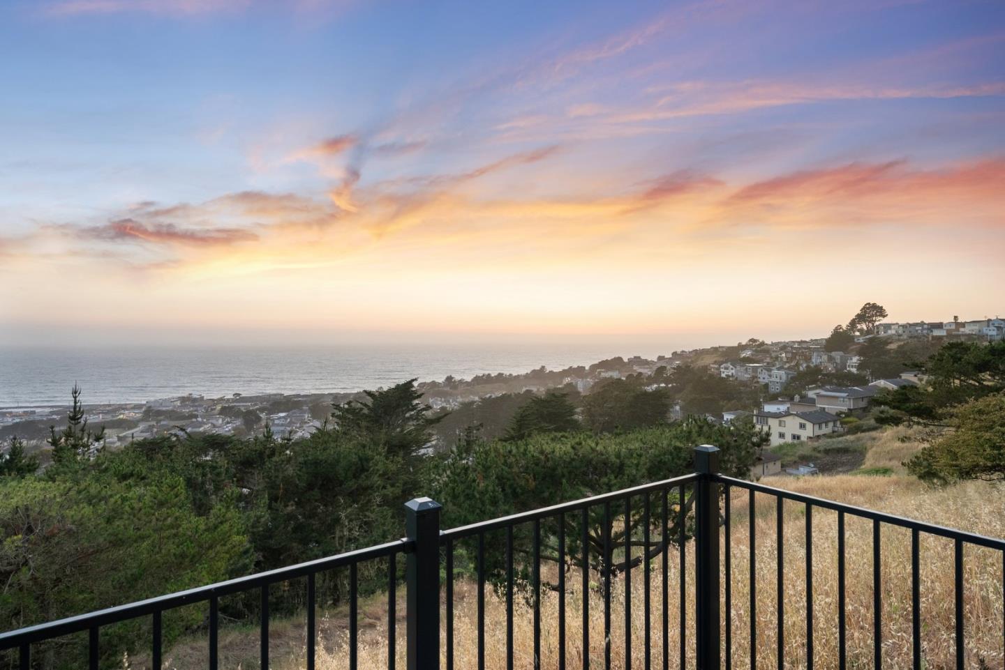 Detail Gallery Image 32 of 38 For 278 Beachview Ave #24,  Pacifica,  CA 94044 - 2 Beds | 2/1 Baths