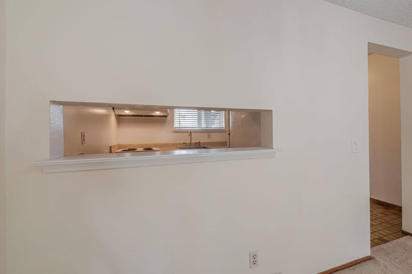 Detail Gallery Image 13 of 37 For 4000 Farm Hill Blvd #211,  Redwood City,  CA 94061 - 2 Beds | 1 Baths