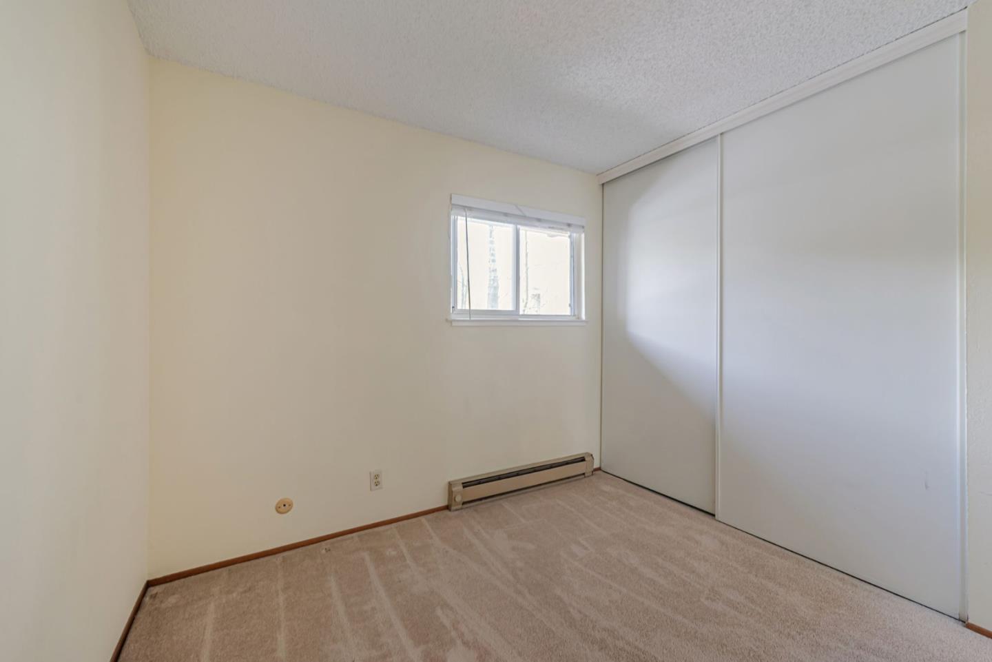 Detail Gallery Image 19 of 37 For 4000 Farm Hill Blvd #211,  Redwood City,  CA 94061 - 2 Beds | 1 Baths