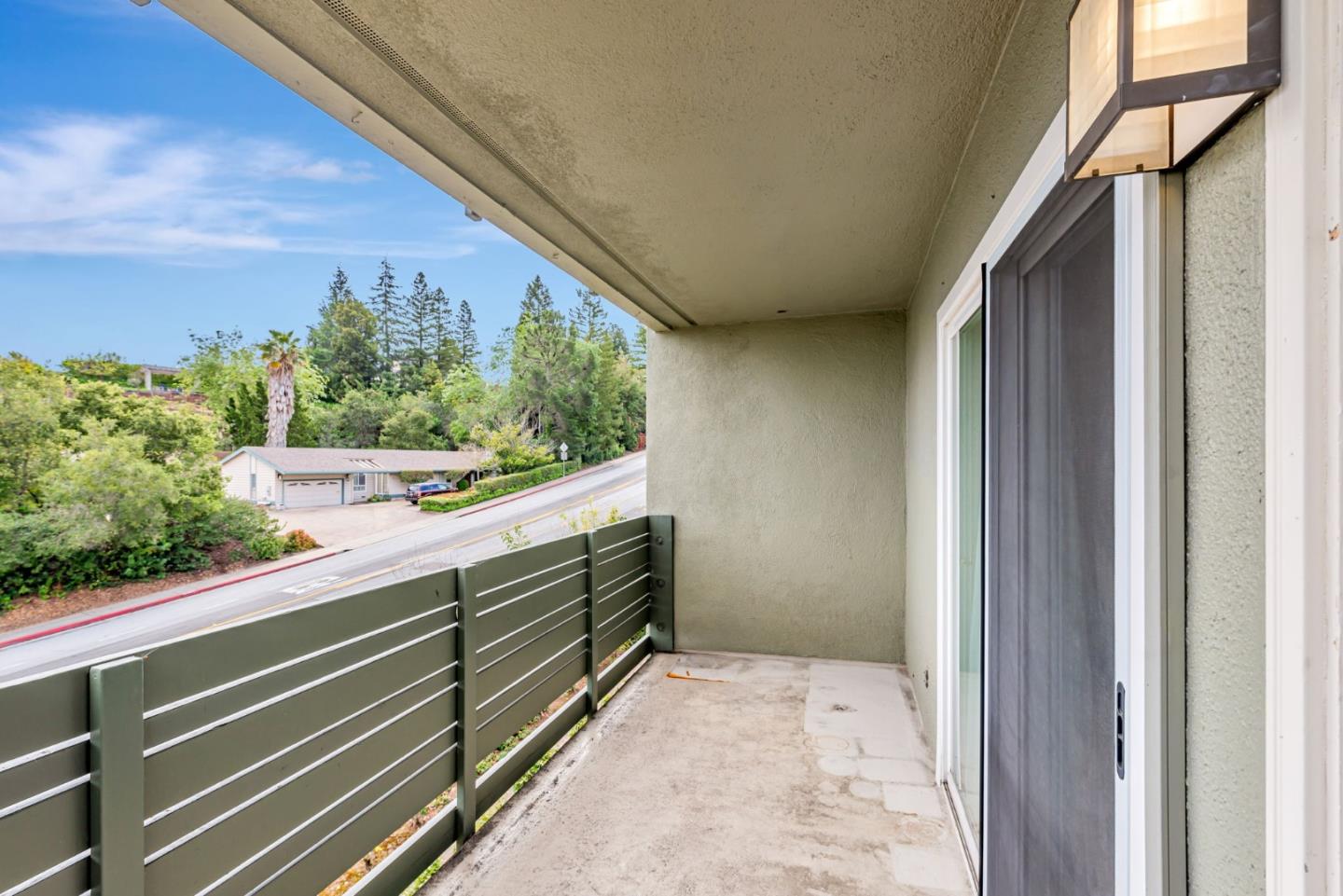 Detail Gallery Image 28 of 37 For 4000 Farm Hill Blvd #211,  Redwood City,  CA 94061 - 2 Beds | 1 Baths