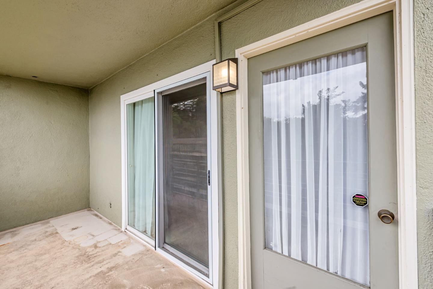 Detail Gallery Image 29 of 37 For 4000 Farm Hill Blvd #211,  Redwood City,  CA 94061 - 2 Beds | 1 Baths