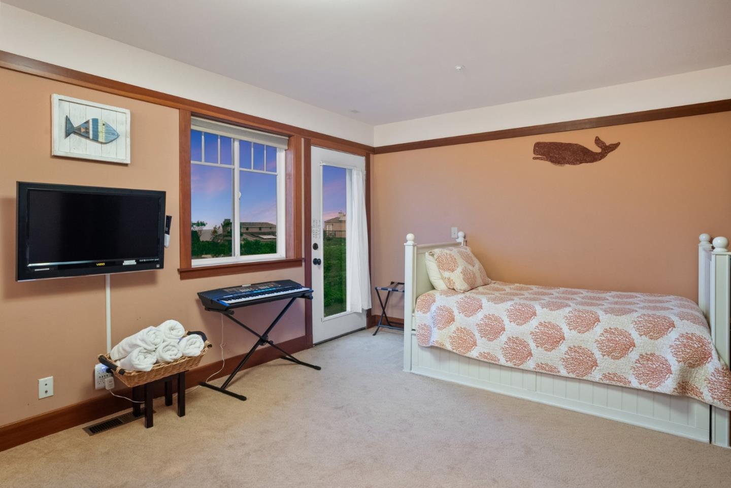 Detail Gallery Image 17 of 81 For 10 Maui Ln, Dillon Beach,  CA 94929 - 3 Beds | 2/1 Baths