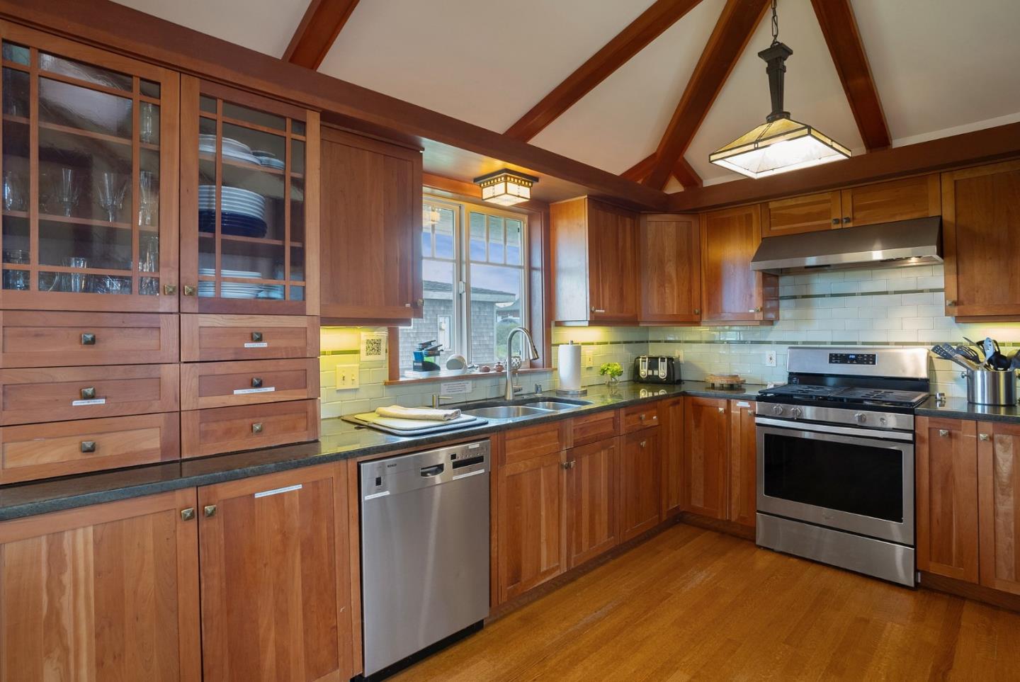 Detail Gallery Image 29 of 81 For 10 Maui Ln, Dillon Beach,  CA 94929 - 3 Beds | 2/1 Baths