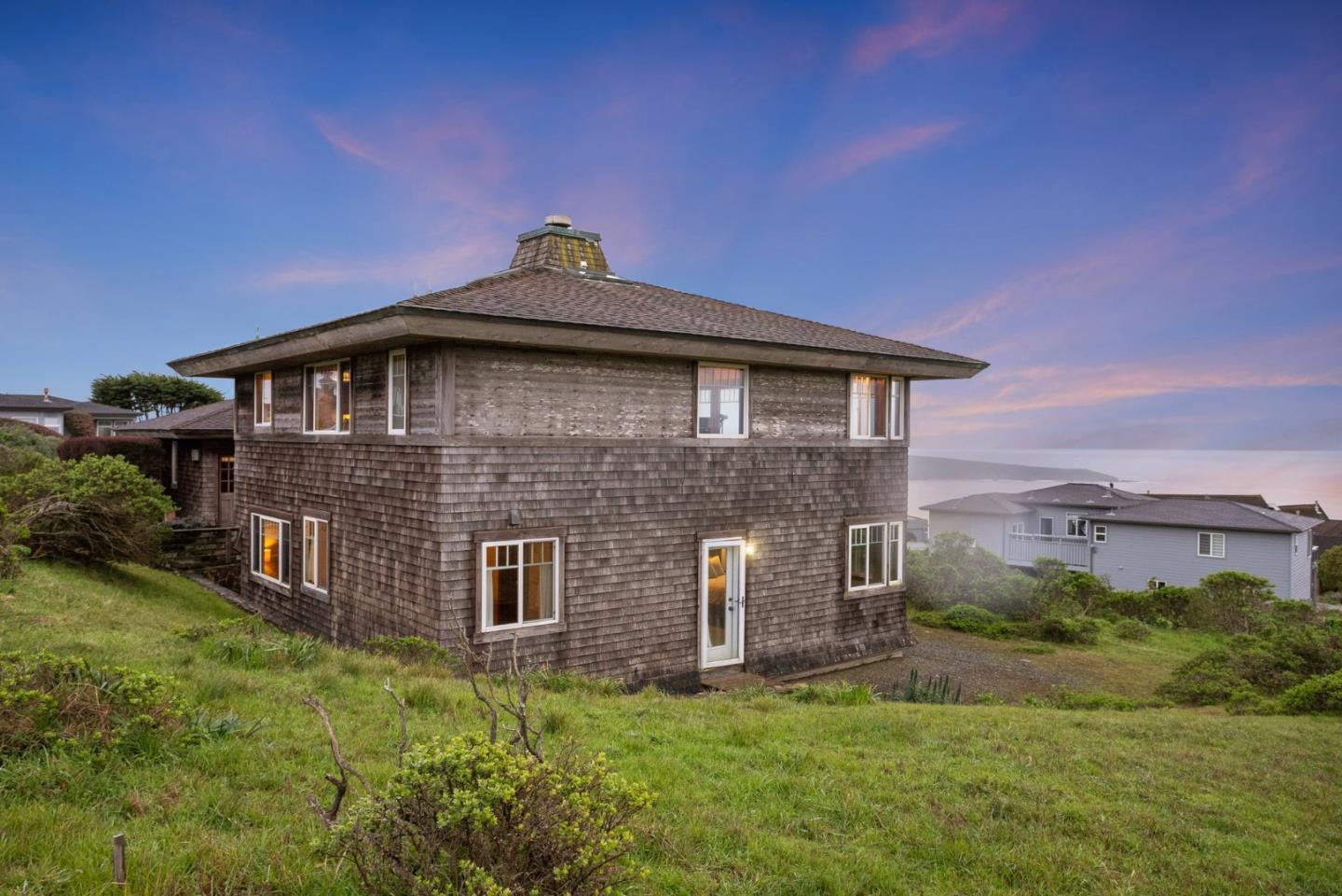 Detail Gallery Image 4 of 81 For 10 Maui Ln, Dillon Beach,  CA 94929 - 3 Beds | 2/1 Baths