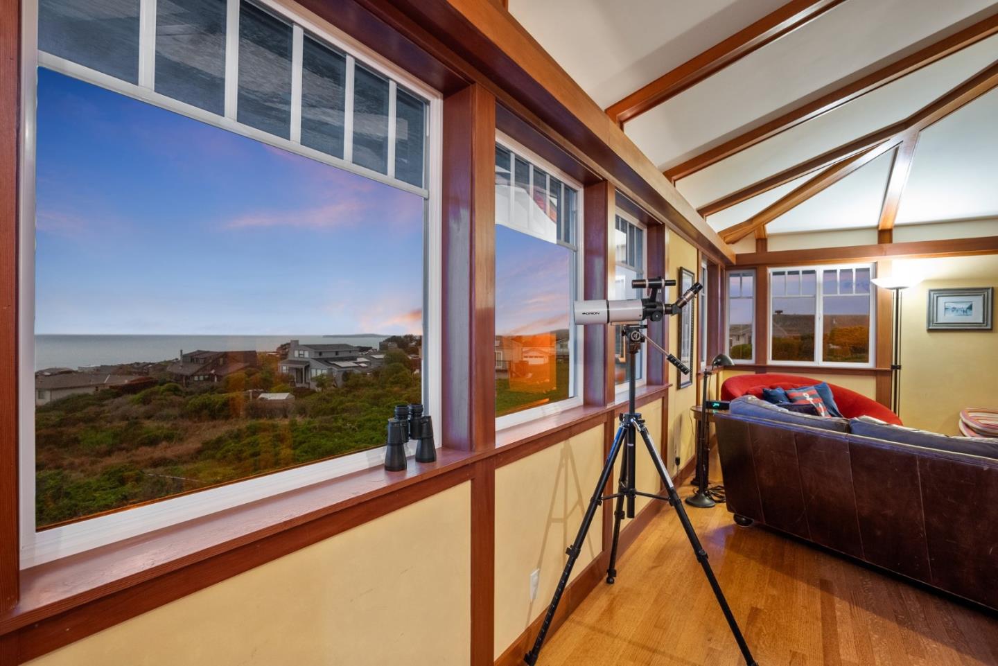 Detail Gallery Image 9 of 81 For 10 Maui Ln, Dillon Beach,  CA 94929 - 3 Beds | 2/1 Baths