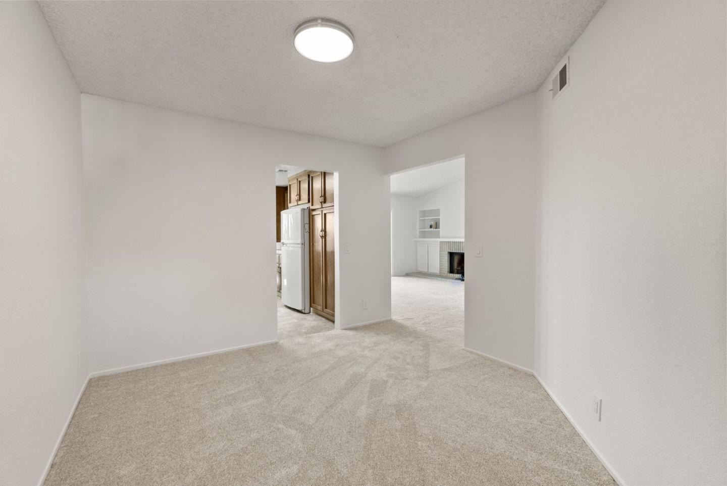 Detail Gallery Image 15 of 50 For 8356 Charbono Ct, San Jose,  CA 95135 - 2 Beds | 2 Baths