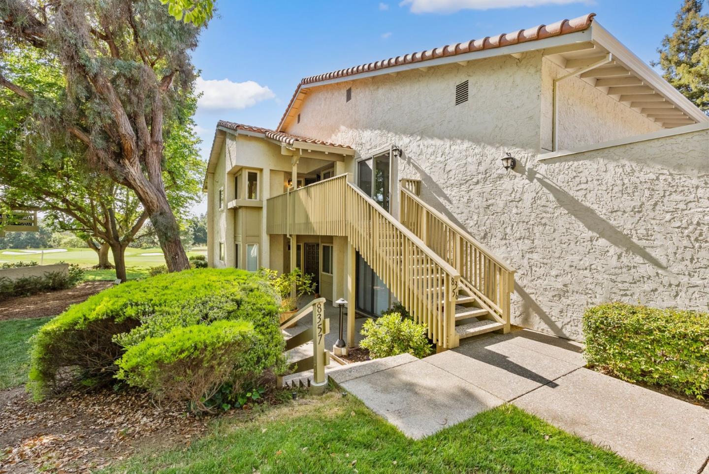Detail Gallery Image 4 of 50 For 8356 Charbono Ct, San Jose,  CA 95135 - 2 Beds | 2 Baths