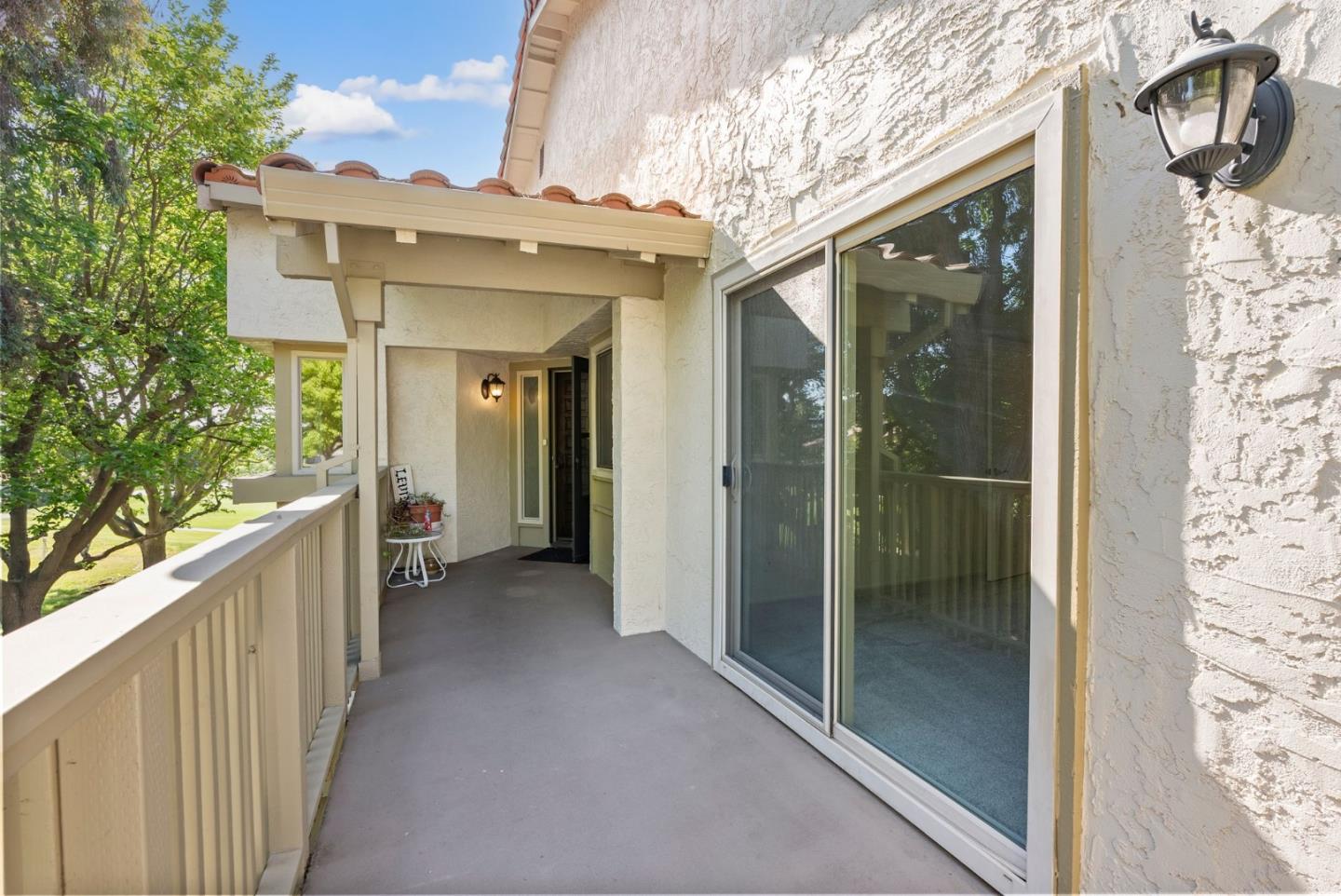 Detail Gallery Image 5 of 50 For 8356 Charbono Ct, San Jose,  CA 95135 - 2 Beds | 2 Baths