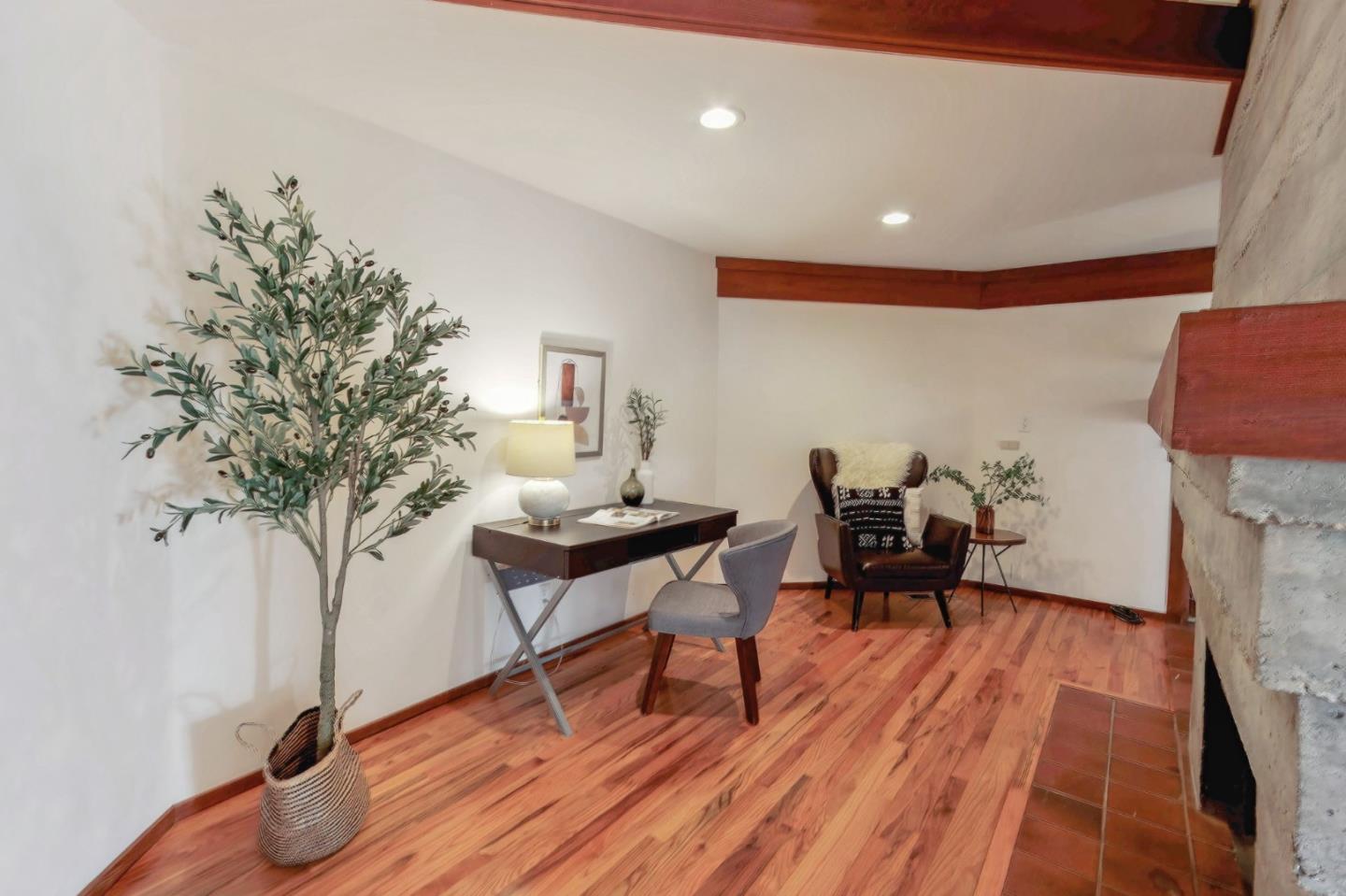 Detail Gallery Image 17 of 58 For 50 Rustic Ln, Santa Cruz,  CA 95060 - 4 Beds | 2 Baths