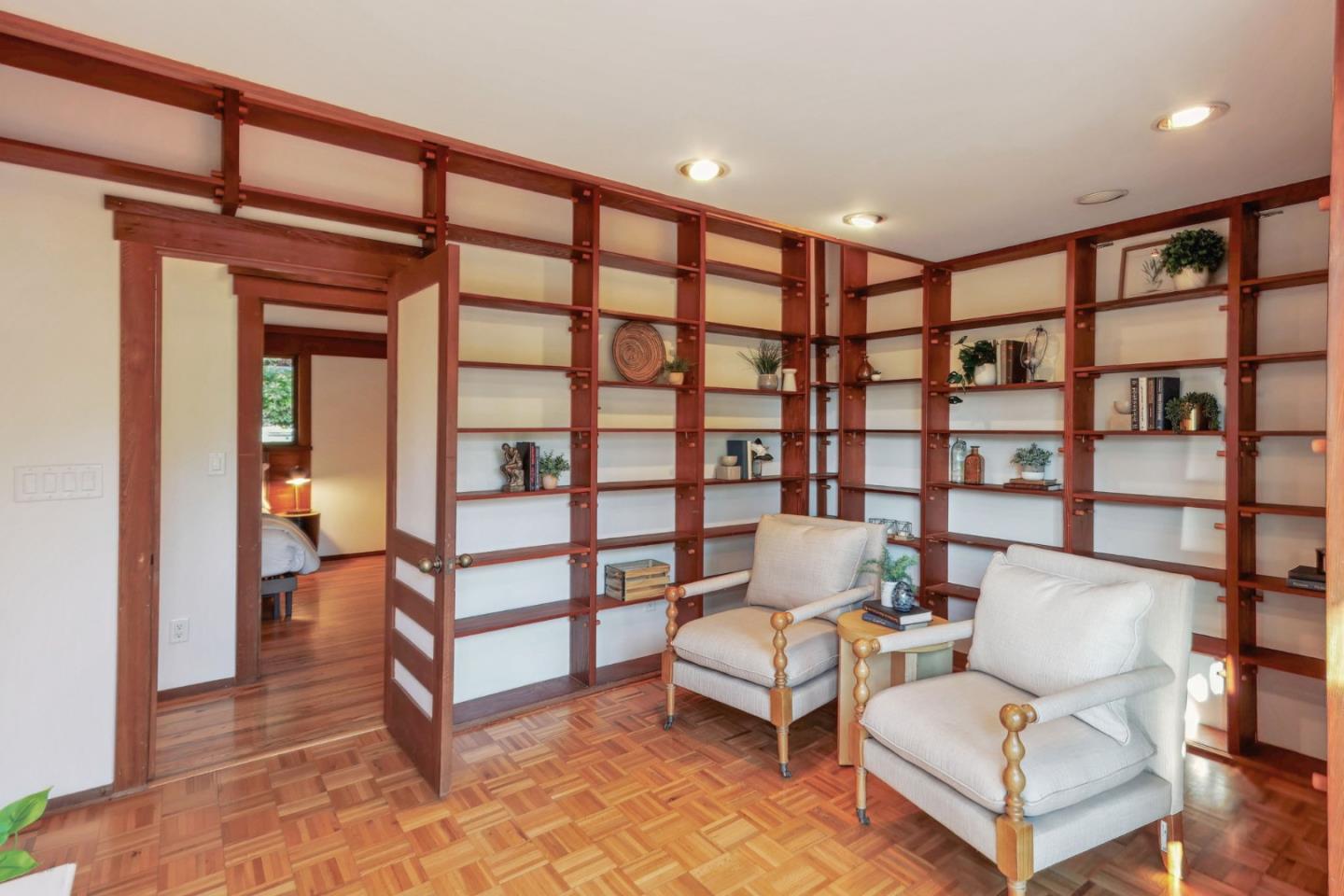 Detail Gallery Image 19 of 58 For 50 Rustic Ln, Santa Cruz,  CA 95060 - 4 Beds | 2 Baths