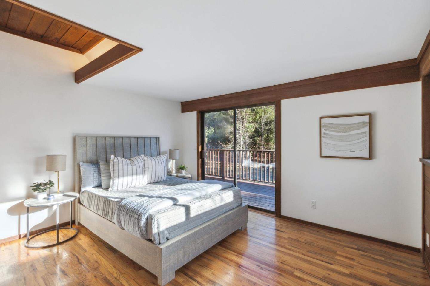 Detail Gallery Image 23 of 58 For 50 Rustic Ln, Santa Cruz,  CA 95060 - 4 Beds | 2 Baths