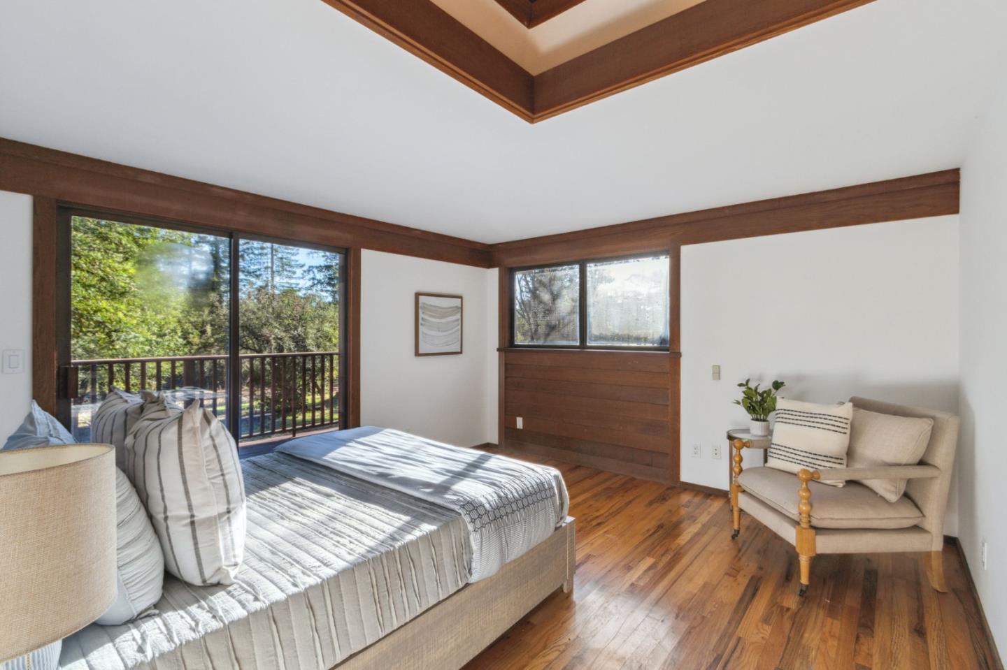 Detail Gallery Image 24 of 58 For 50 Rustic Ln, Santa Cruz,  CA 95060 - 4 Beds | 2 Baths