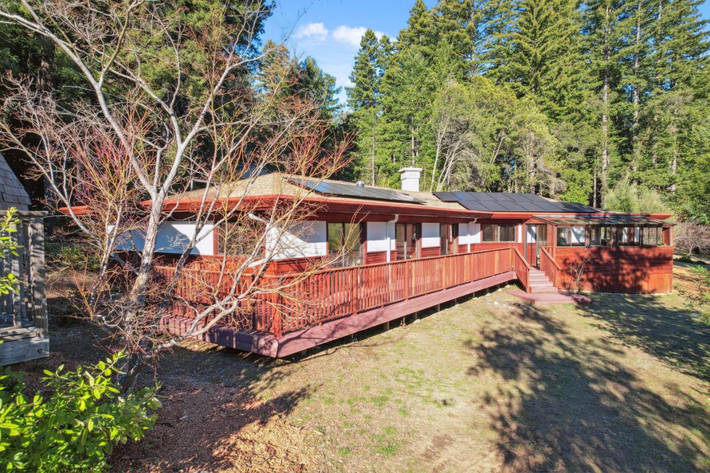 Detail Gallery Image 34 of 58 For 50 Rustic Ln, Santa Cruz,  CA 95060 - 4 Beds | 2 Baths