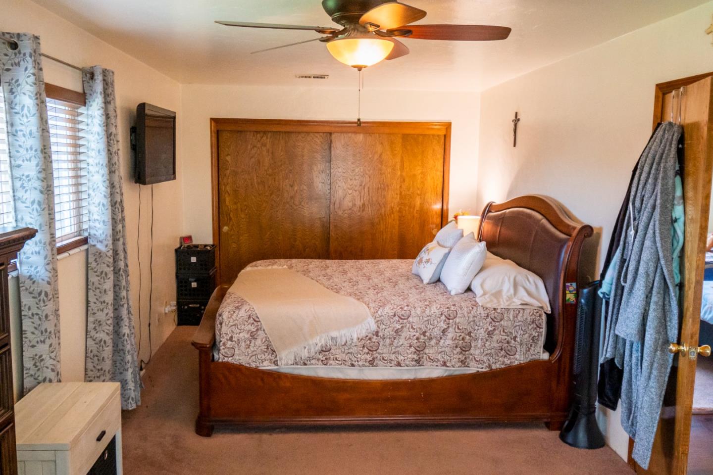 Detail Gallery Image 15 of 27 For 1260 Heather Glen Cir, Hollister,  CA 95023 - 3 Beds | 2 Baths
