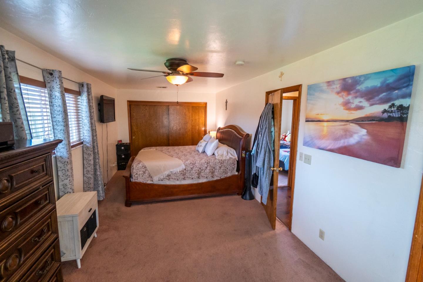 Detail Gallery Image 16 of 27 For 1260 Heather Glen Cir, Hollister,  CA 95023 - 3 Beds | 2 Baths