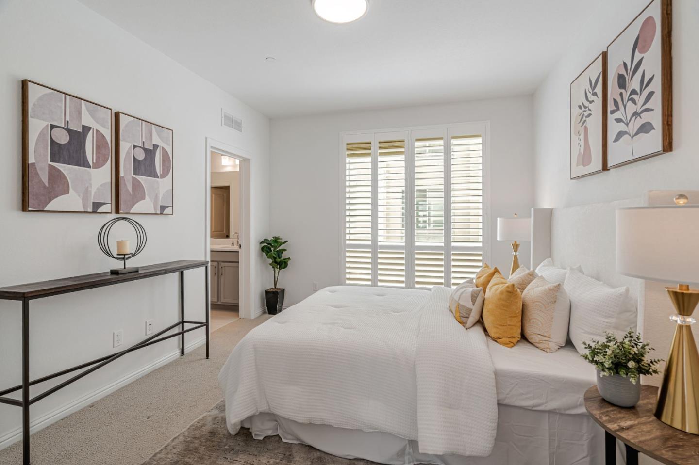 Detail Gallery Image 12 of 37 For 2044 Worthington Cir, Santa Clara,  CA 95050 - 2 Beds | 2 Baths