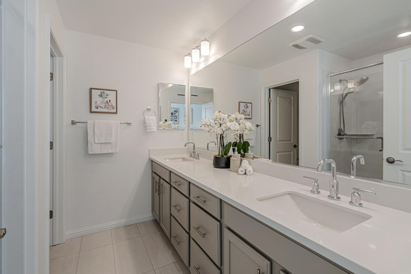 Detail Gallery Image 16 of 37 For 2044 Worthington Cir, Santa Clara,  CA 95050 - 2 Beds | 2 Baths