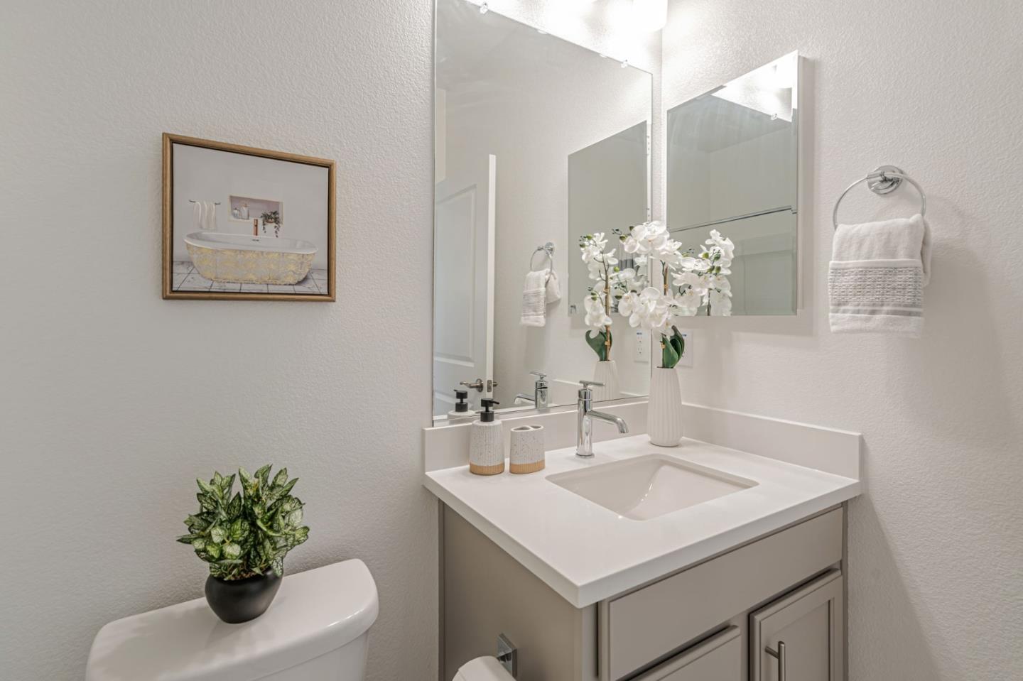 Detail Gallery Image 22 of 37 For 2044 Worthington Cir, Santa Clara,  CA 95050 - 2 Beds | 2 Baths